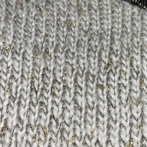 Guess Sweater with Beaded Shoulder Design & Metallic Threads-Sz M - Picture 10 of 14